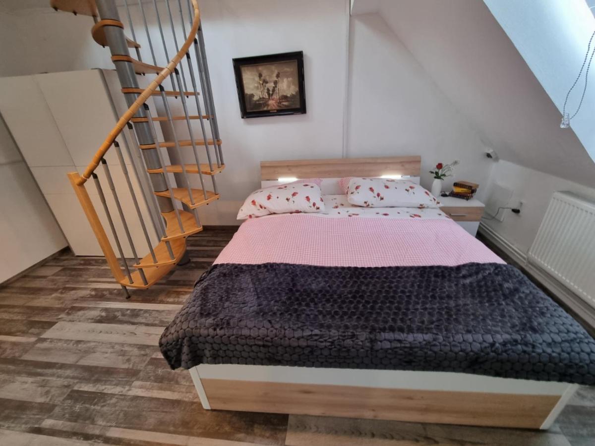Apartment Donaublick 2 In Stifterstrasse 19a *