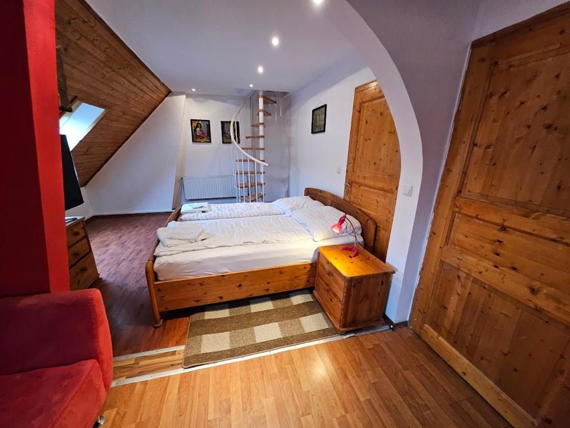 Apartment Donaublick 2 In Stifterstrasse 19a